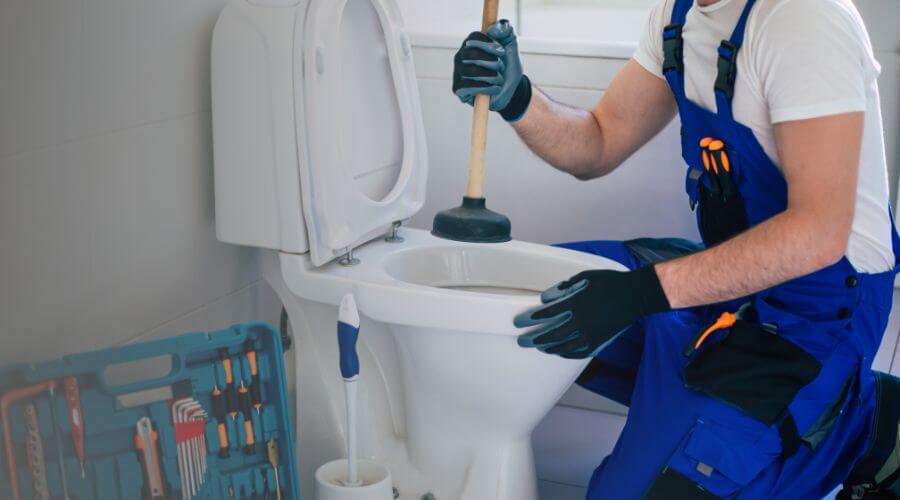 Professional expert plumbing services in Leon, KS